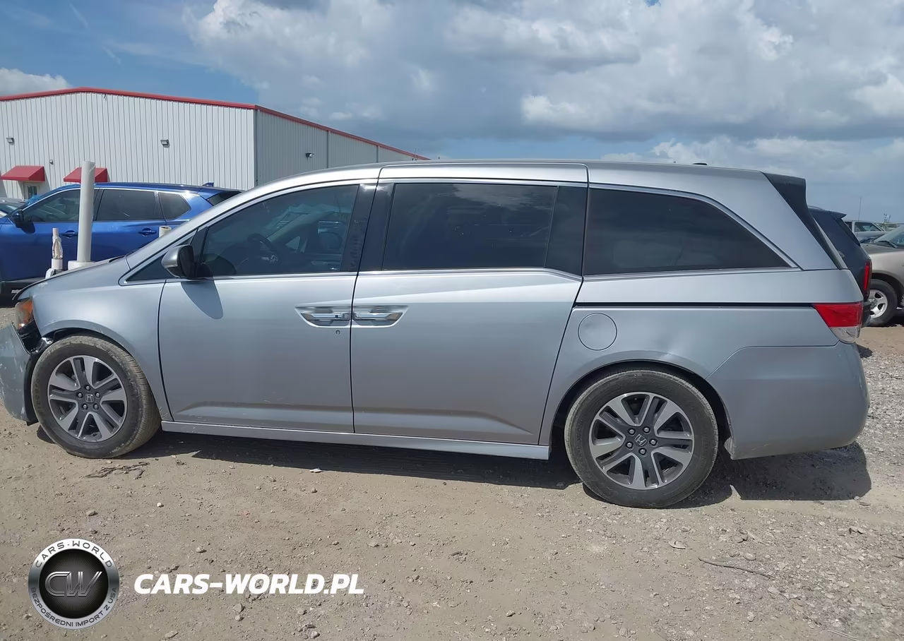 2016 Honda Odyssey Touring-Touring Elite VIN:5FNRL5H94GB026210 - 14