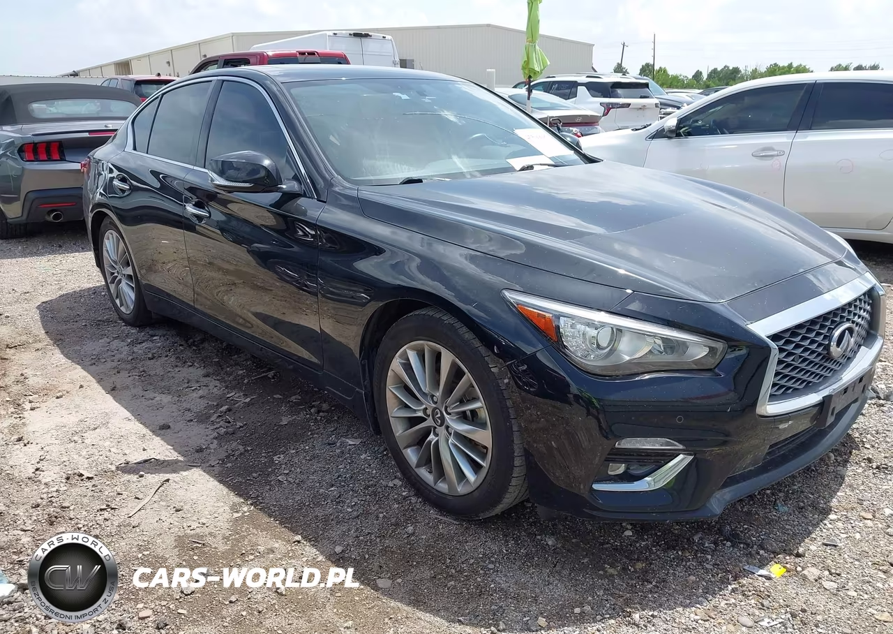 2023 Infiniti Q50 Luxe