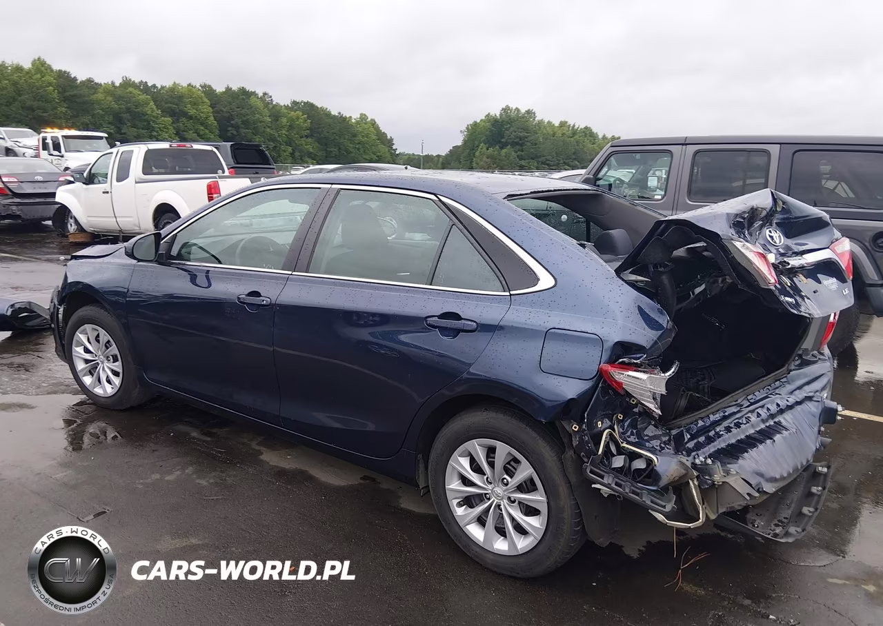 2017 Toyota Camry Le VIN:4T1BF1FK7HU726962 - 3