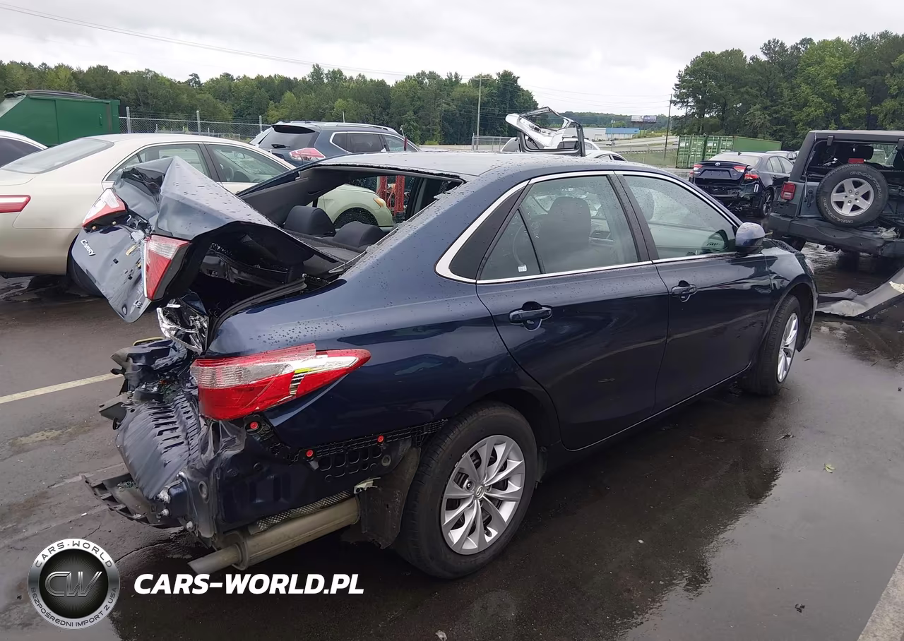 2017 Toyota Camry Le VIN:4T1BF1FK7HU726962 - 4