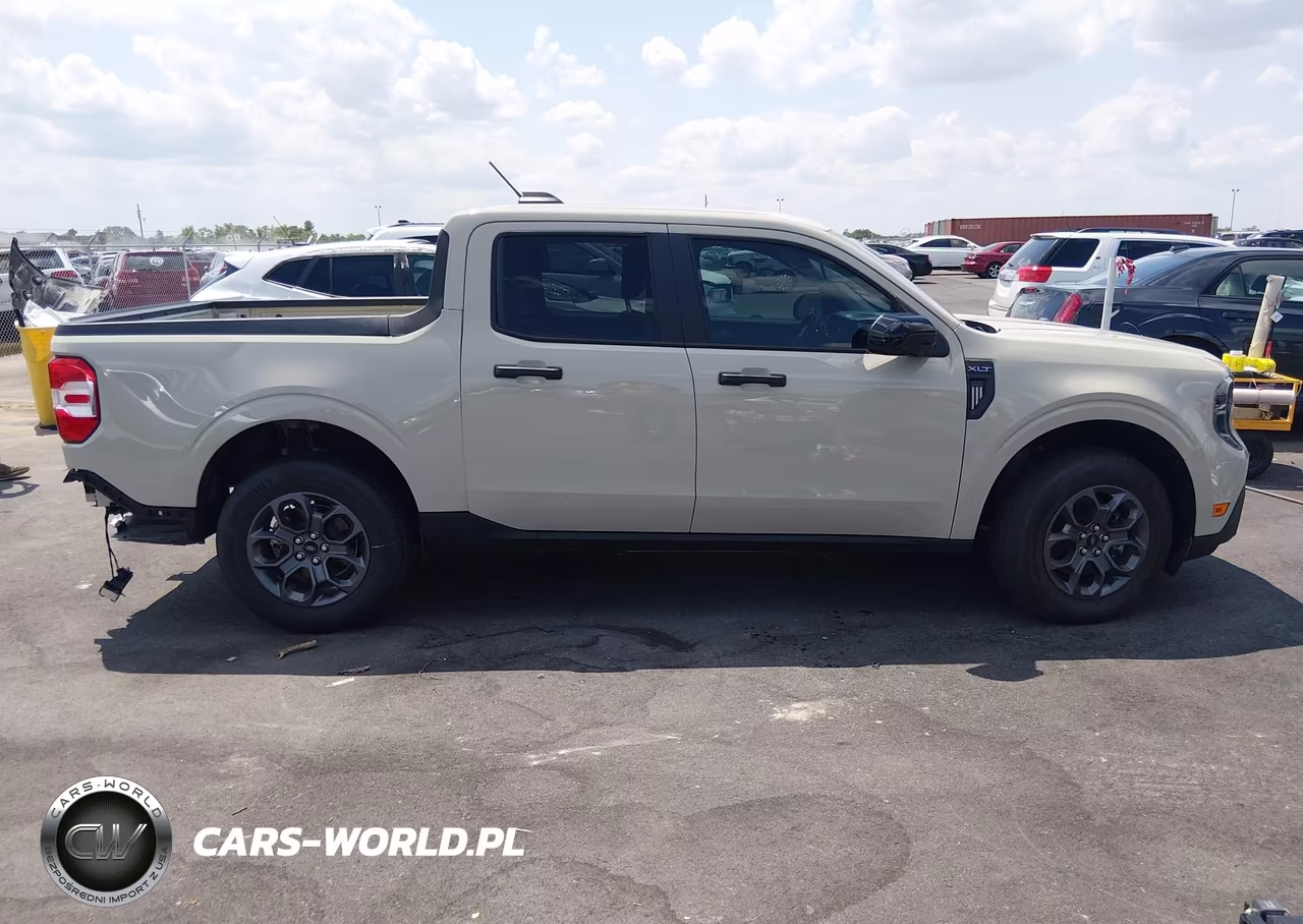 2025 Ford Maverick Xlt VIN:3FTTW8JA5SRA79105 - 14