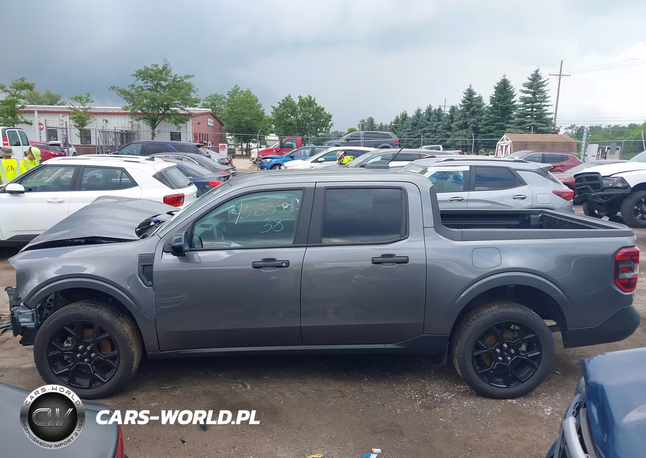 2025 Ford Maverick Xlt VIN:3FTTW8JA4SRB66610 - 14