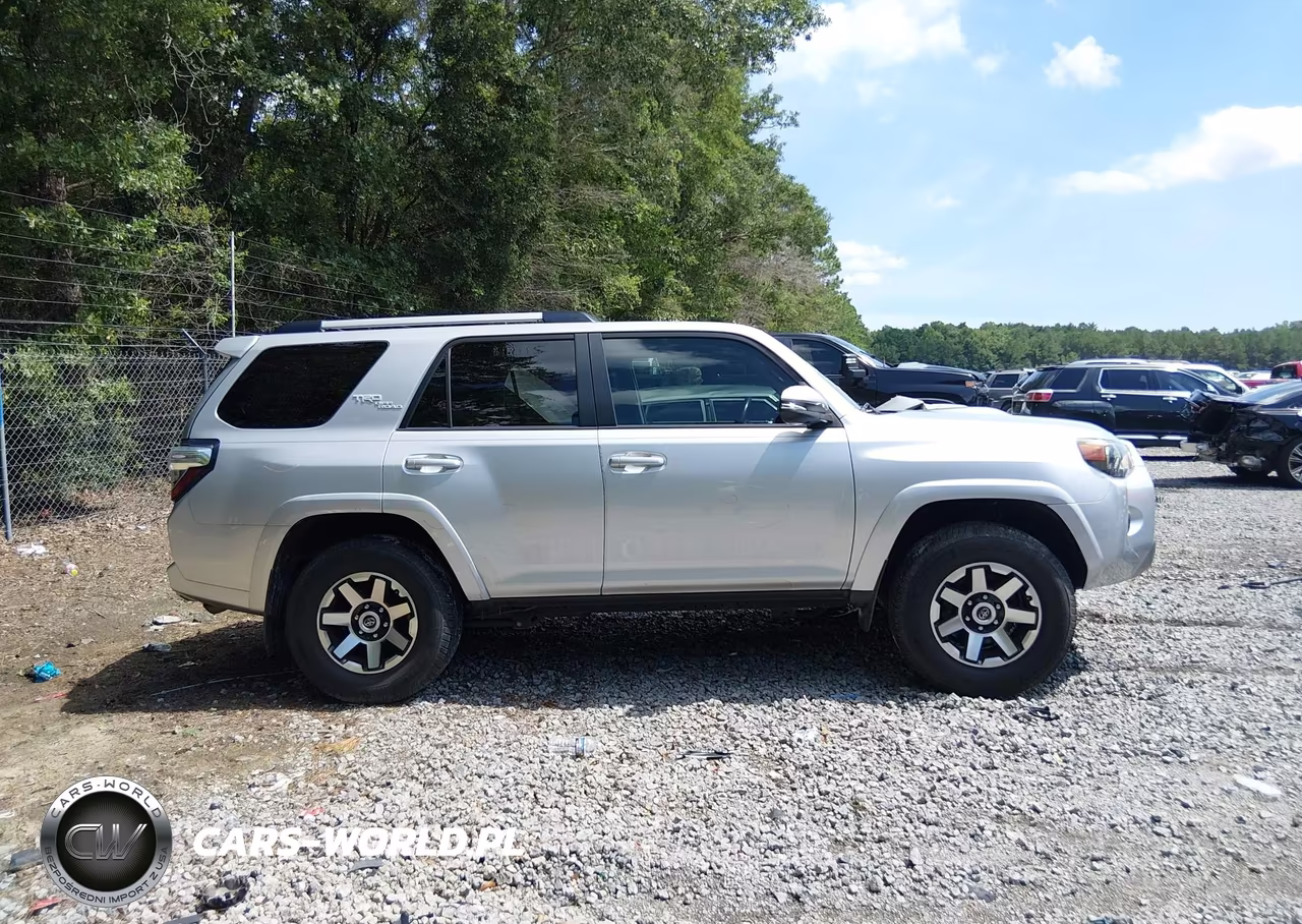 2018 Toyota 4Runner Trd Off Road Premium VIN:JTEBU5JR5J5532478 - 14