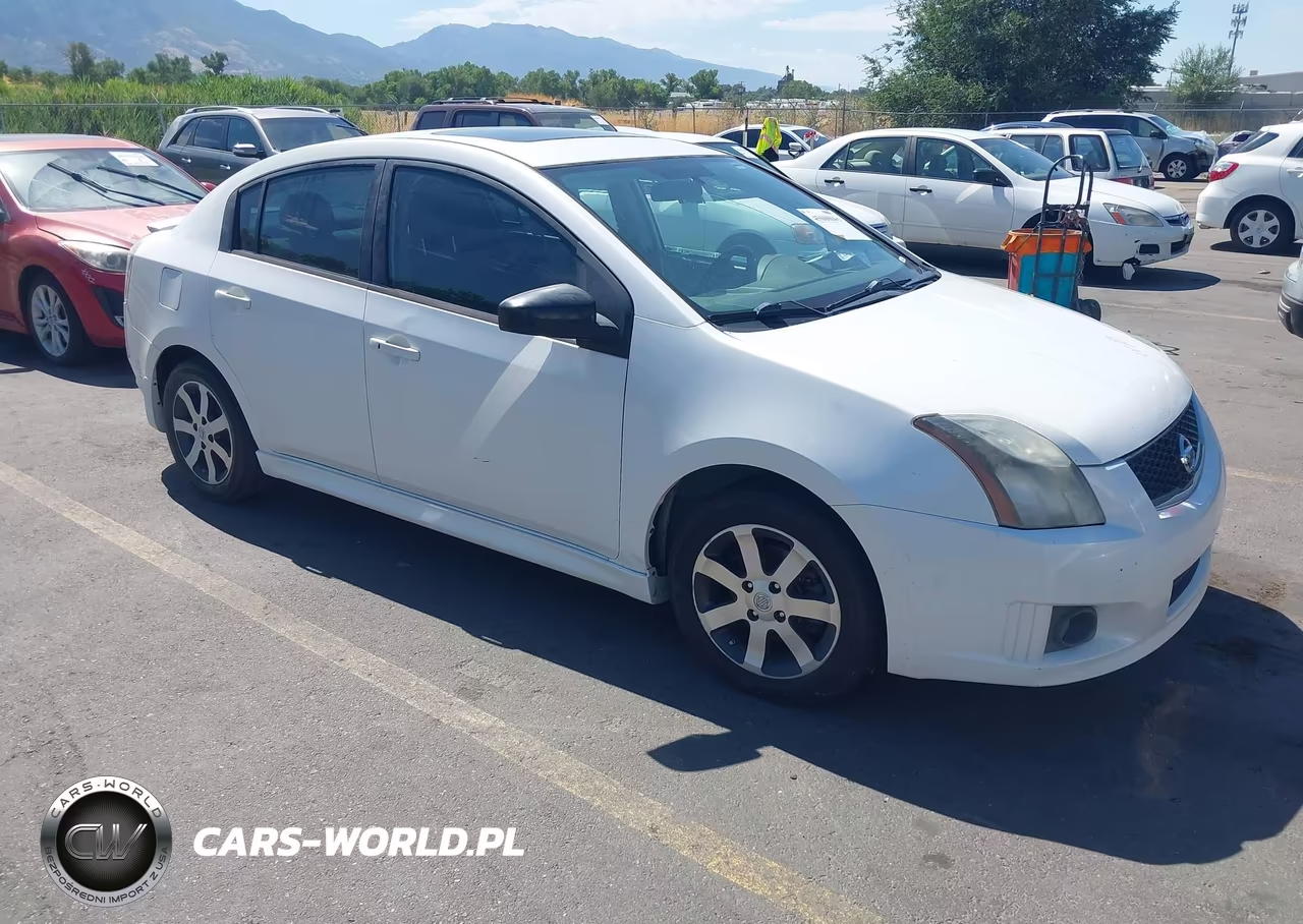 2012 Nissan Sentra 2.0 Sr – zdjęcie 1 z 10
