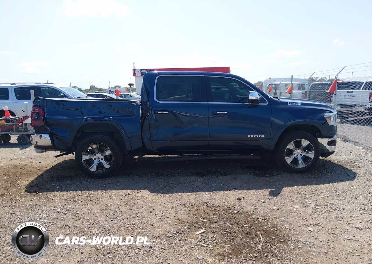2019 Ram 1500 Laramie 4X2 5'7 Box VIN:1C6RREJT1KN898575 - 13