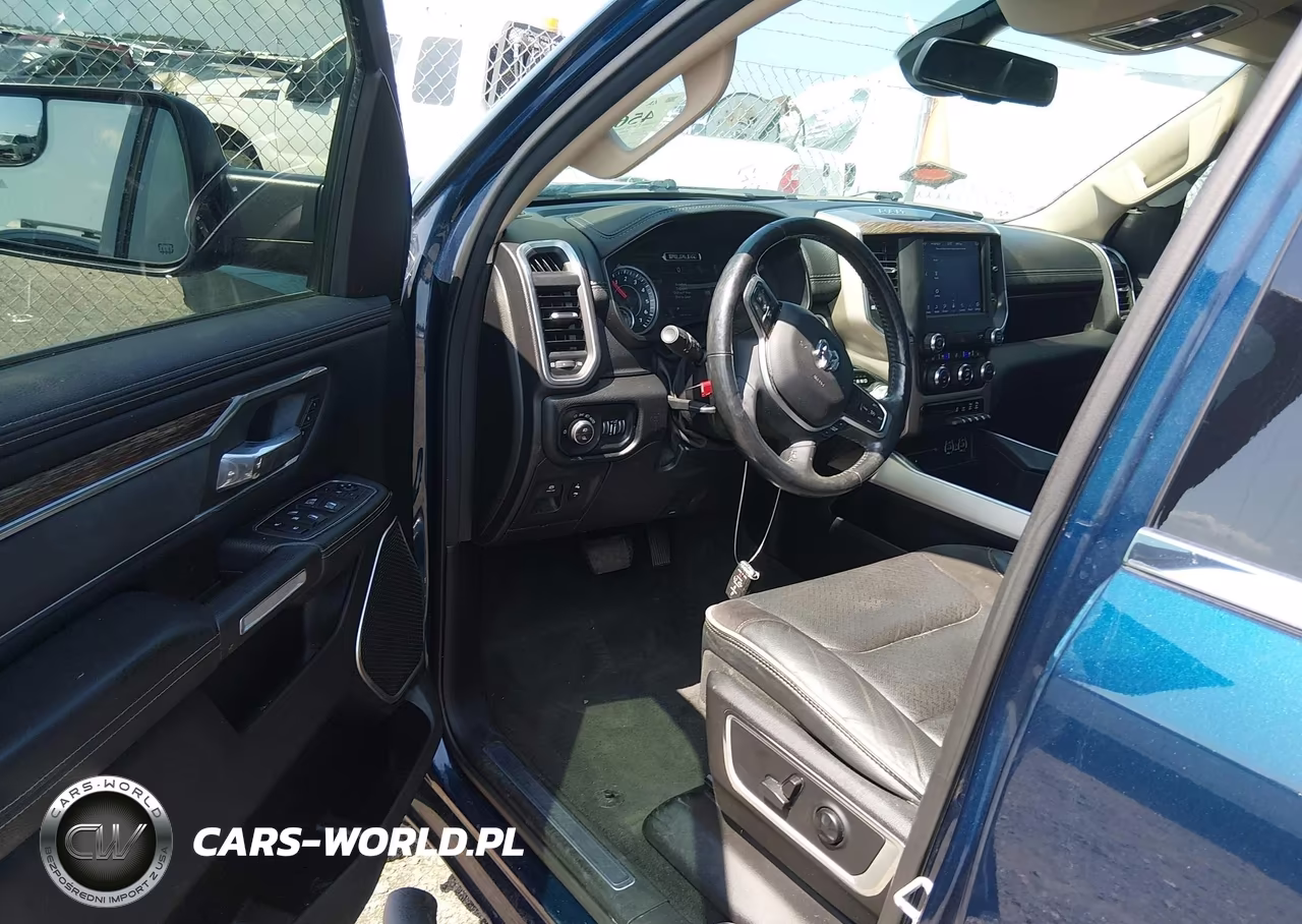 2019 Ram 1500 Laramie 4X2 5'7 Box VIN:1C6RREJT1KN898575 - 18