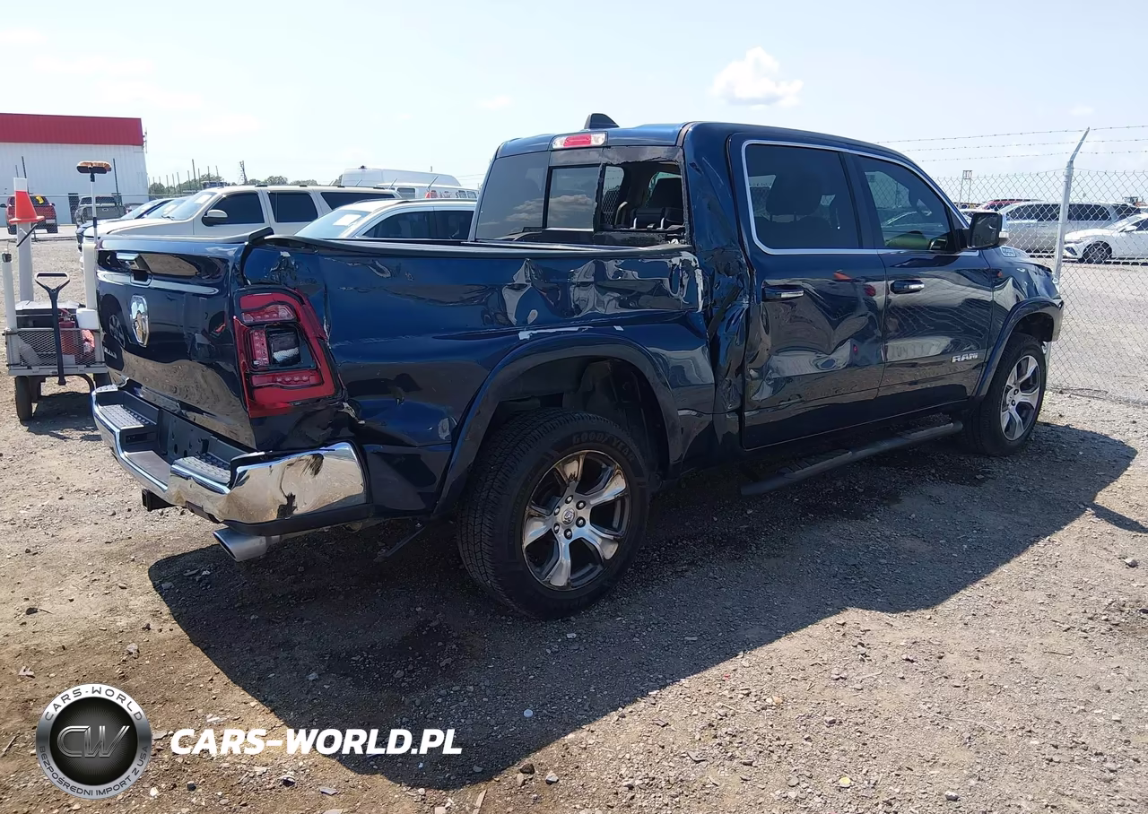 2019 Ram 1500 Laramie 4X2 5'7 Box VIN:1C6RREJT1KN898575 - 4