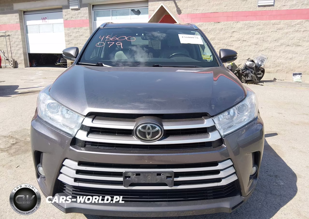 2018 Toyota Highlander Xle VIN:5TDJZRFH9JS527982 - 12