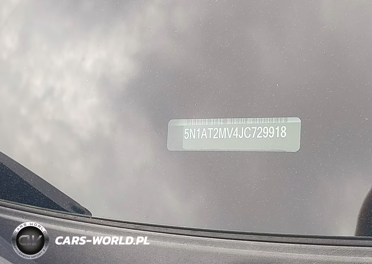 2018 Nissan Rogue S VIN:5N1AT2MV4JC729918 - 9