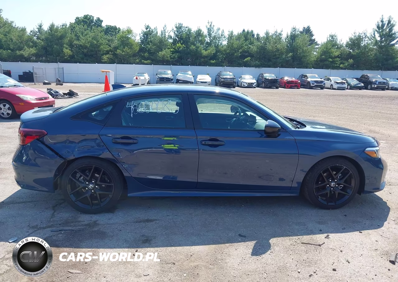 2025 Honda Civic Sport VIN:2HGFE2F57SH560785 - 13