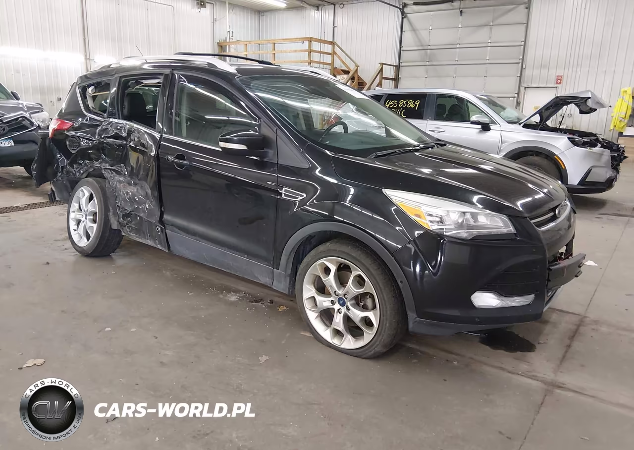 2013 Ford Escape Titanium – zdjęcie 1 z 17