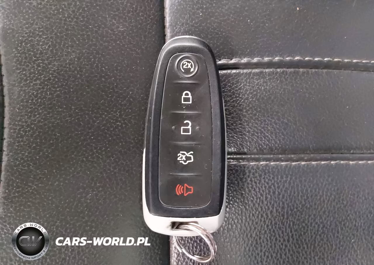 2013 Ford Escape Titanium VIN:1FMCU9J90DUC93573 - 11