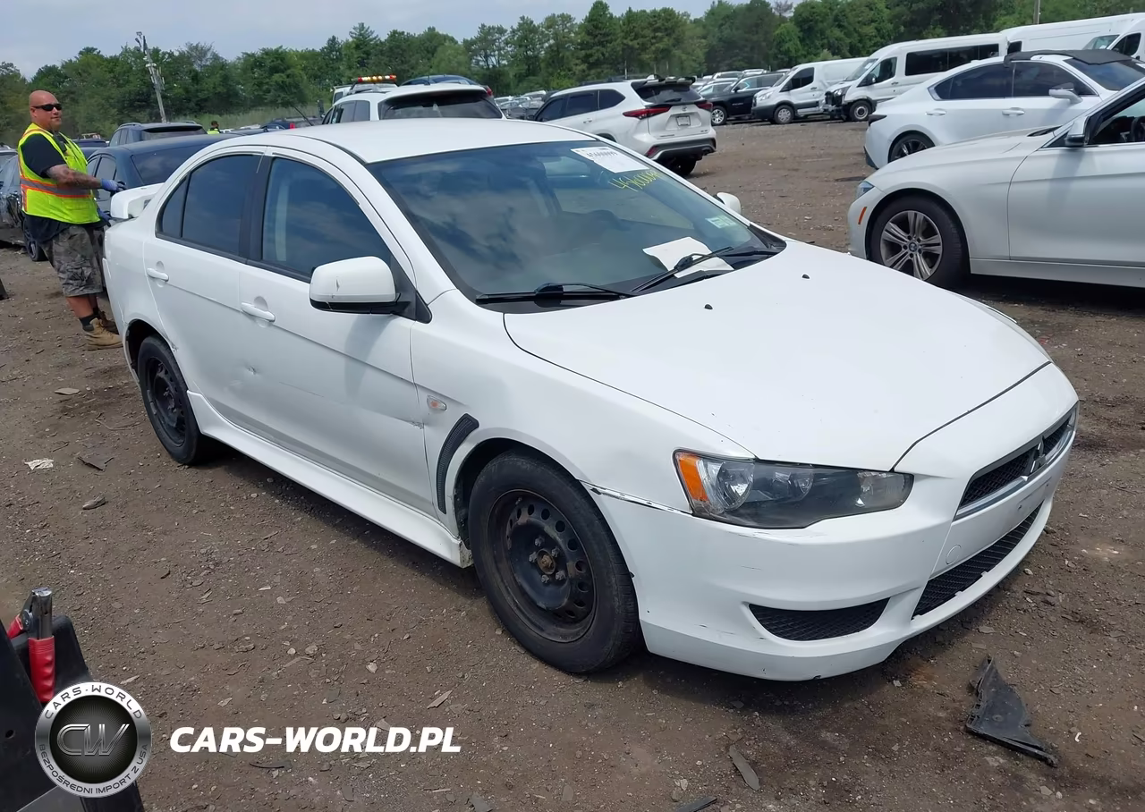 2014 Mitsubishi Lancer Es – zdjęcie 1 z 13