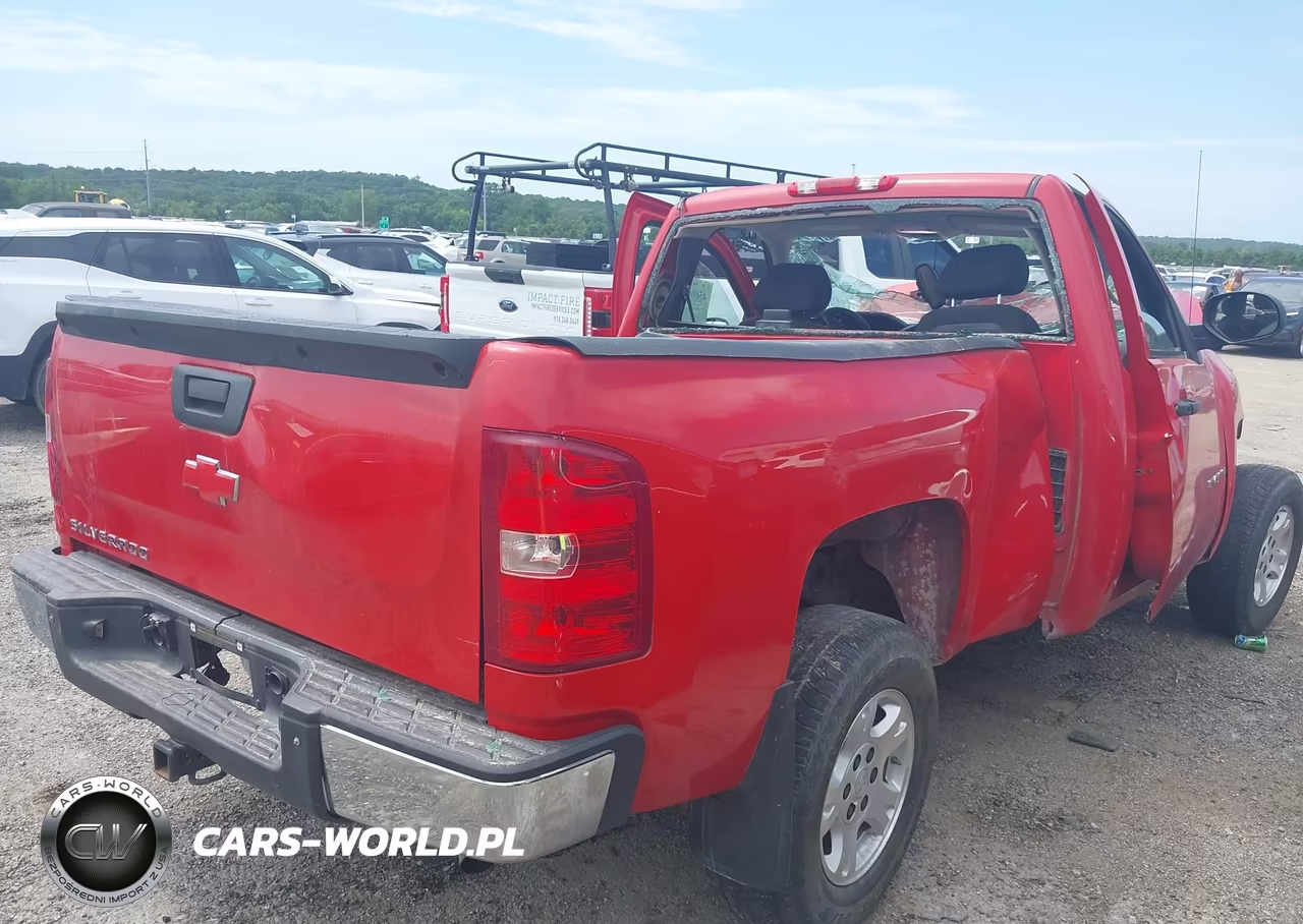 2008 Chevrolet Silverado 1500 Work Truck VIN:1GCEC14X68Z281335 - 4