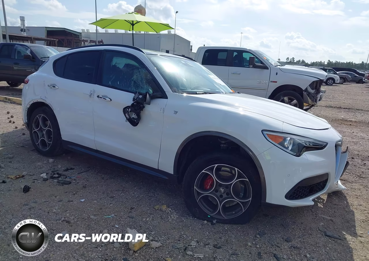 2023 Alfa Romeo Stelvio Ti Awd – zdjęcie 1 z 11