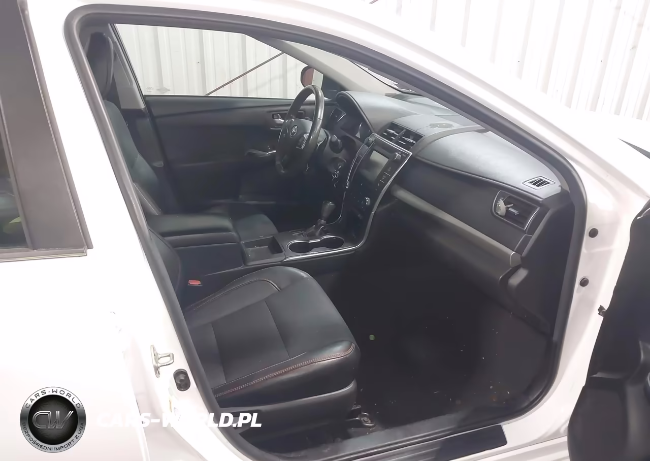 2017 Toyota Camry Se VIN:4T1BF1FK4HU790960 - 5
