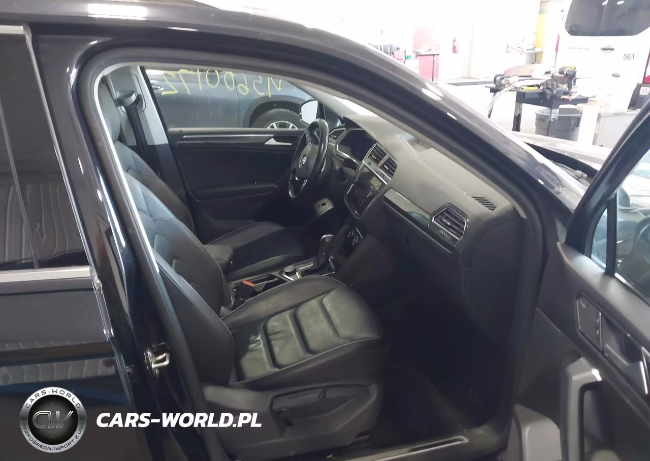 2018 Volkswagen Tiguan 2.0T Sel Premium VIN:3VV4B7AX3JM130578 - 5