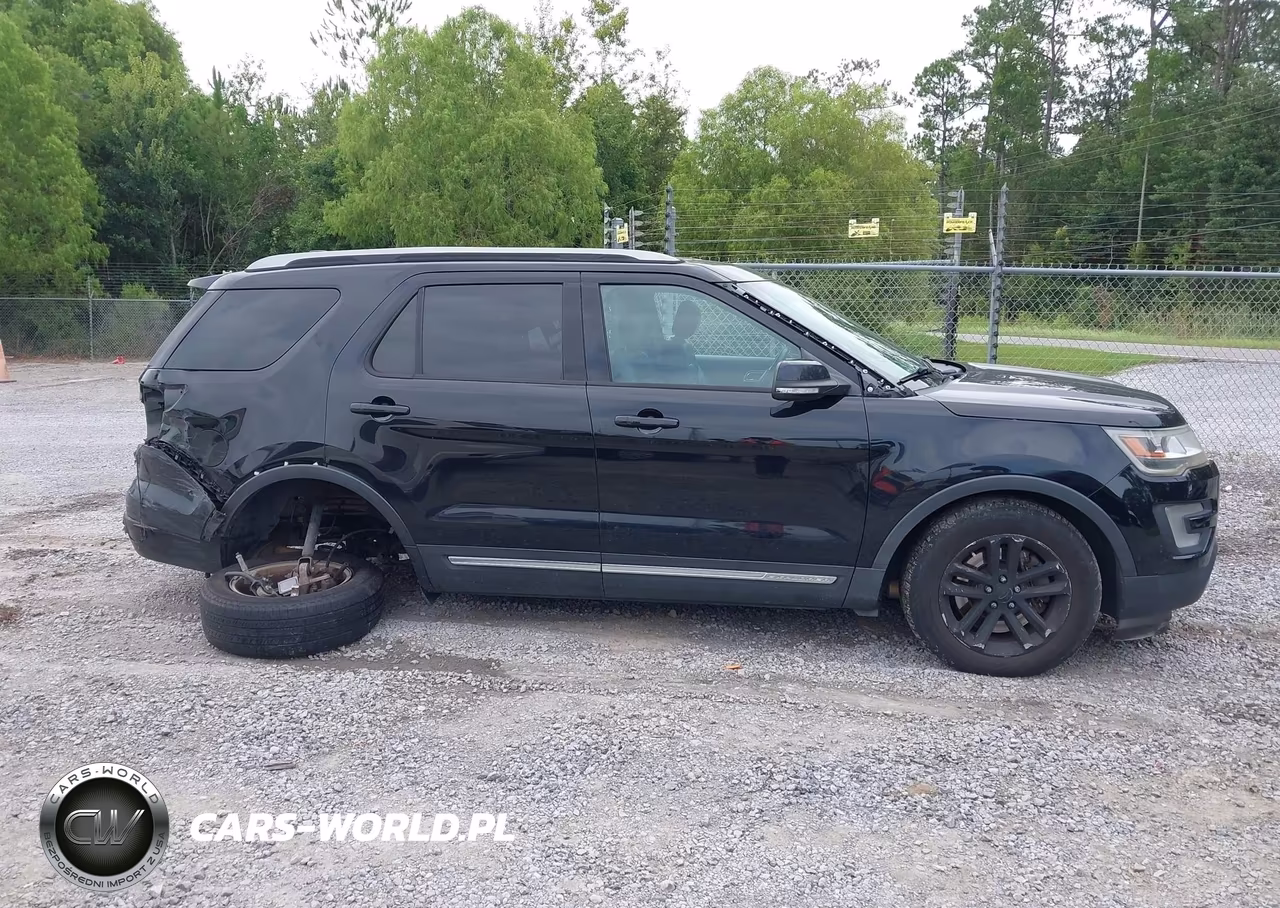 2017 Ford Explorer Xlt VIN:1FM5K7DH4HGB27311 - 13