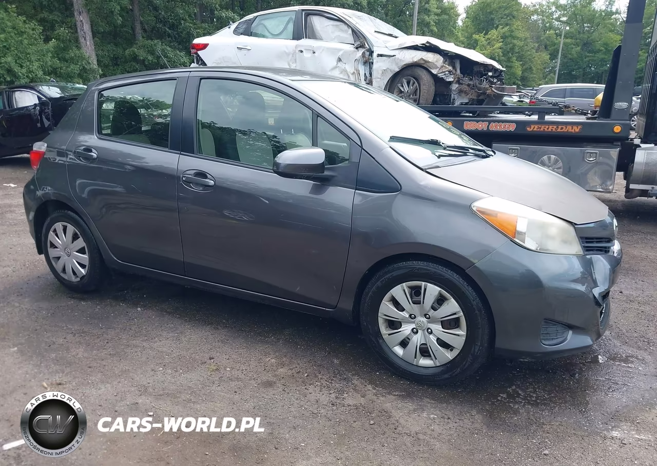 2012 Toyota Yaris Le