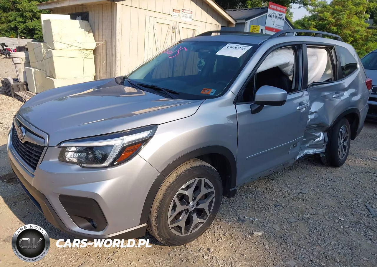 2021 Subaru Forester Premium VIN:JF2SKAFC4MH561210 - 2