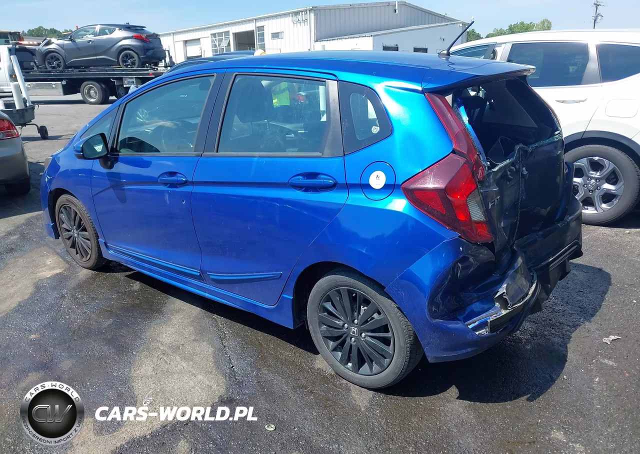 2018 Honda Fit Sport VIN:3HGGK5H6XJM724809 - 3