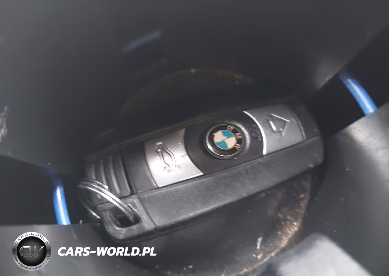 2014 BMW X1 xDrive28I VIN:WBAVL1C57EVY10338 - 11