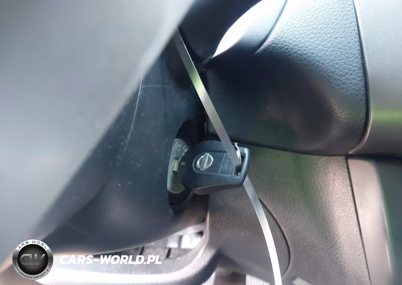 2017 Nissan Sentra S VIN:3N1AB7APXHY227929 - 11