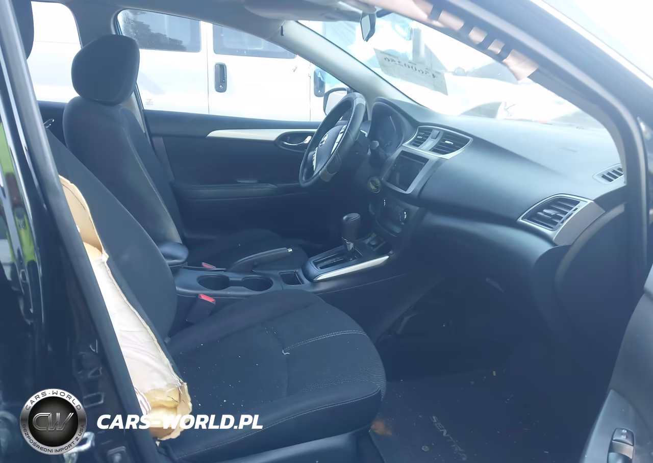 2017 Nissan Sentra S VIN:3N1AB7APXHY227929 - 5
