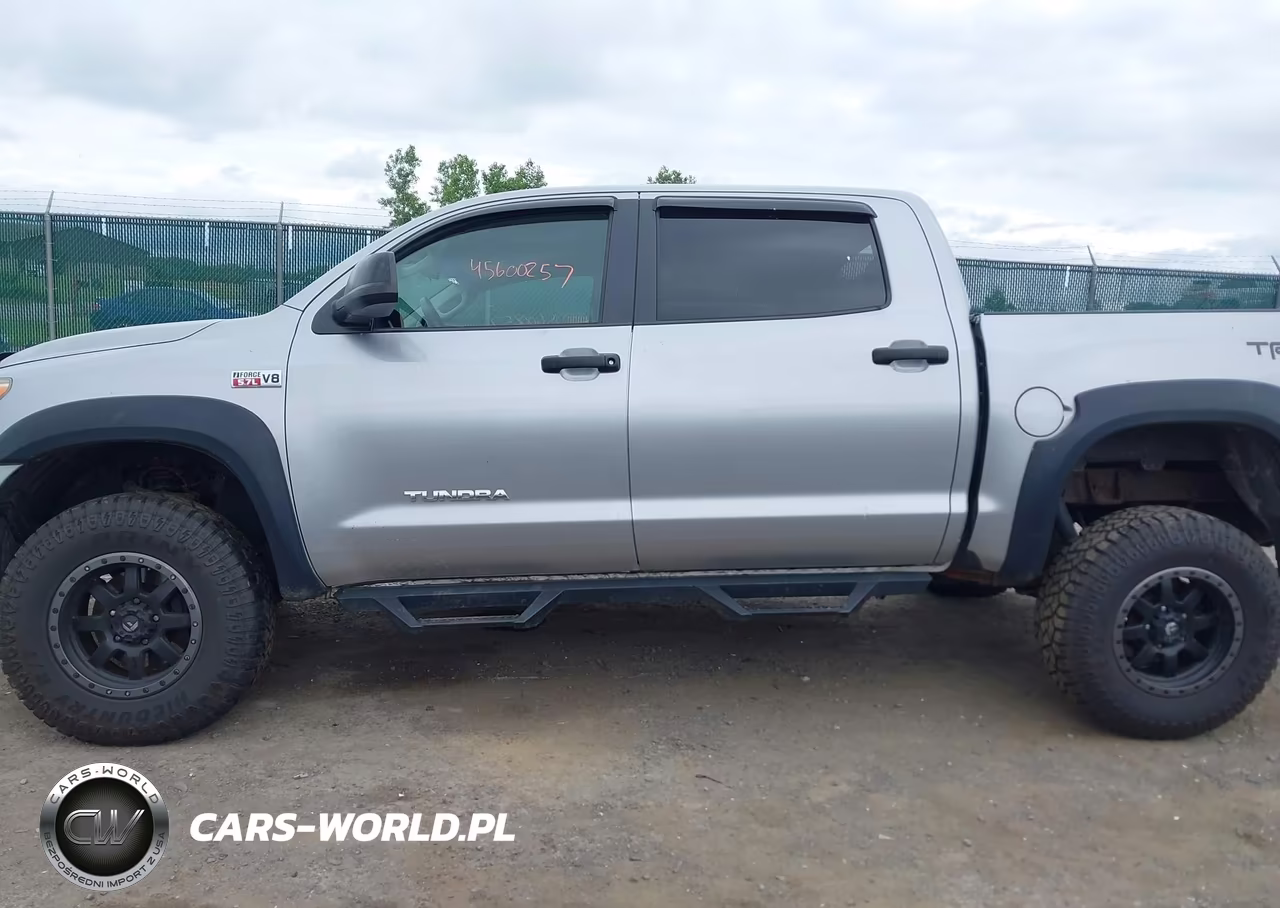 2010 Toyota Tundra Grade 5.7L V8 VIN:5TFDY5F10AX099323 - 14
