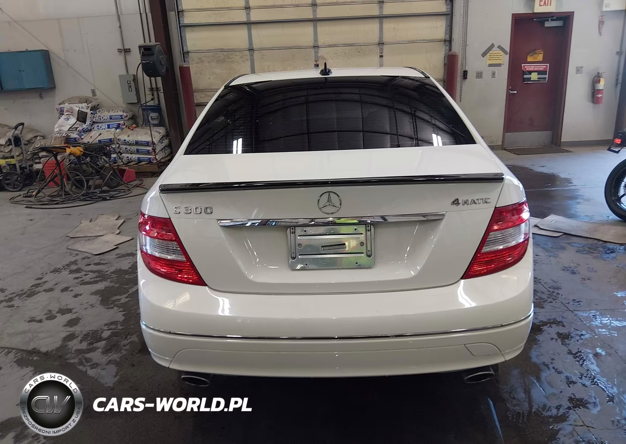 2010 Mercedes-Benz C 300 Luxury 4Matic-Sport 4Matic VIN:WDDGF8BB5AR090050 - 16