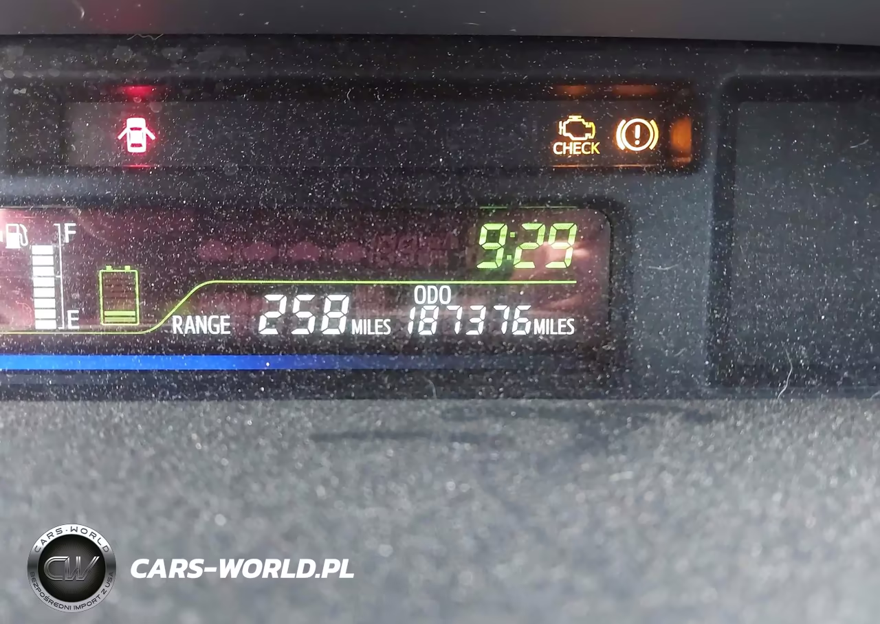 2013 Toyota Prius V Five VIN:JTDZN3EU0D3252860 - 16