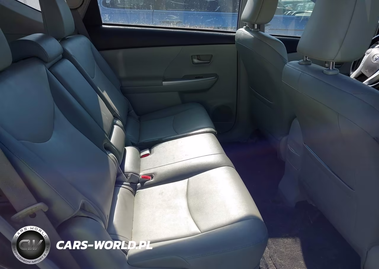 2013 Toyota Prius V Five VIN:JTDZN3EU0D3252860 - 8