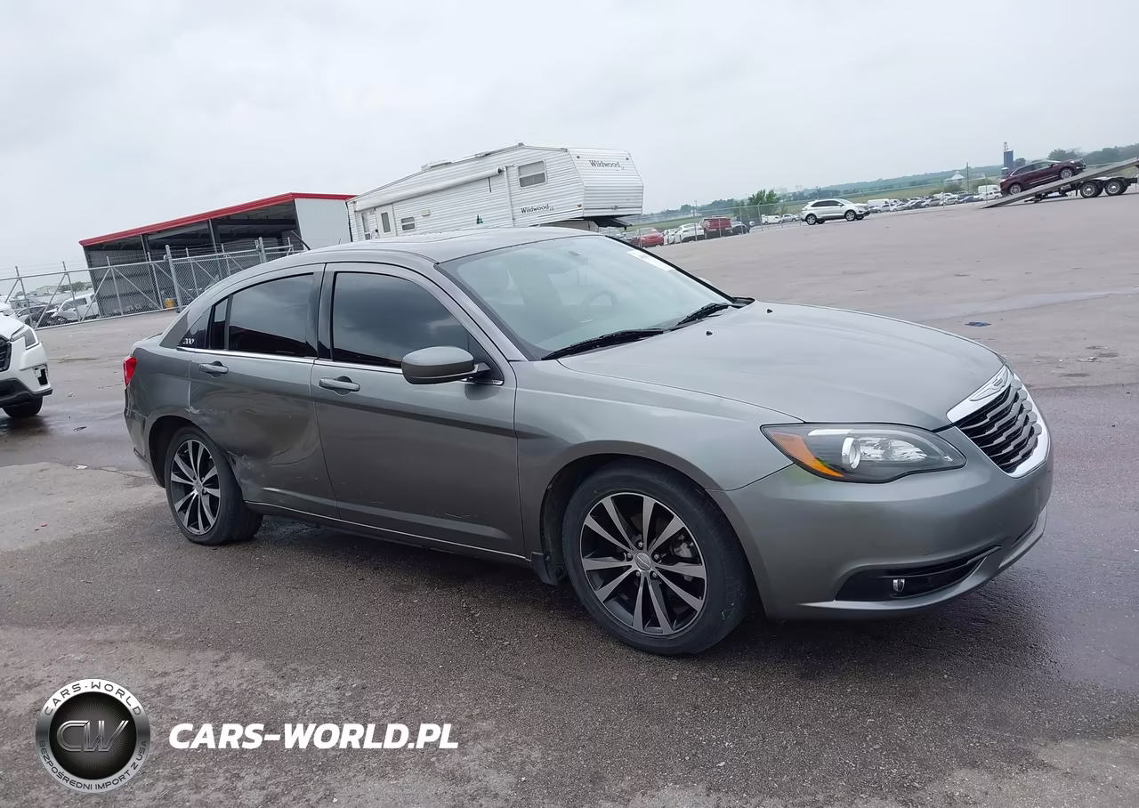 2013 Chrysler 200 Limited VIN:1C3CCBCG4DN679163 - 13