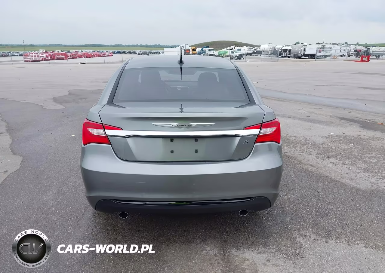2013 Chrysler 200 Limited VIN:1C3CCBCG4DN679163 - 16