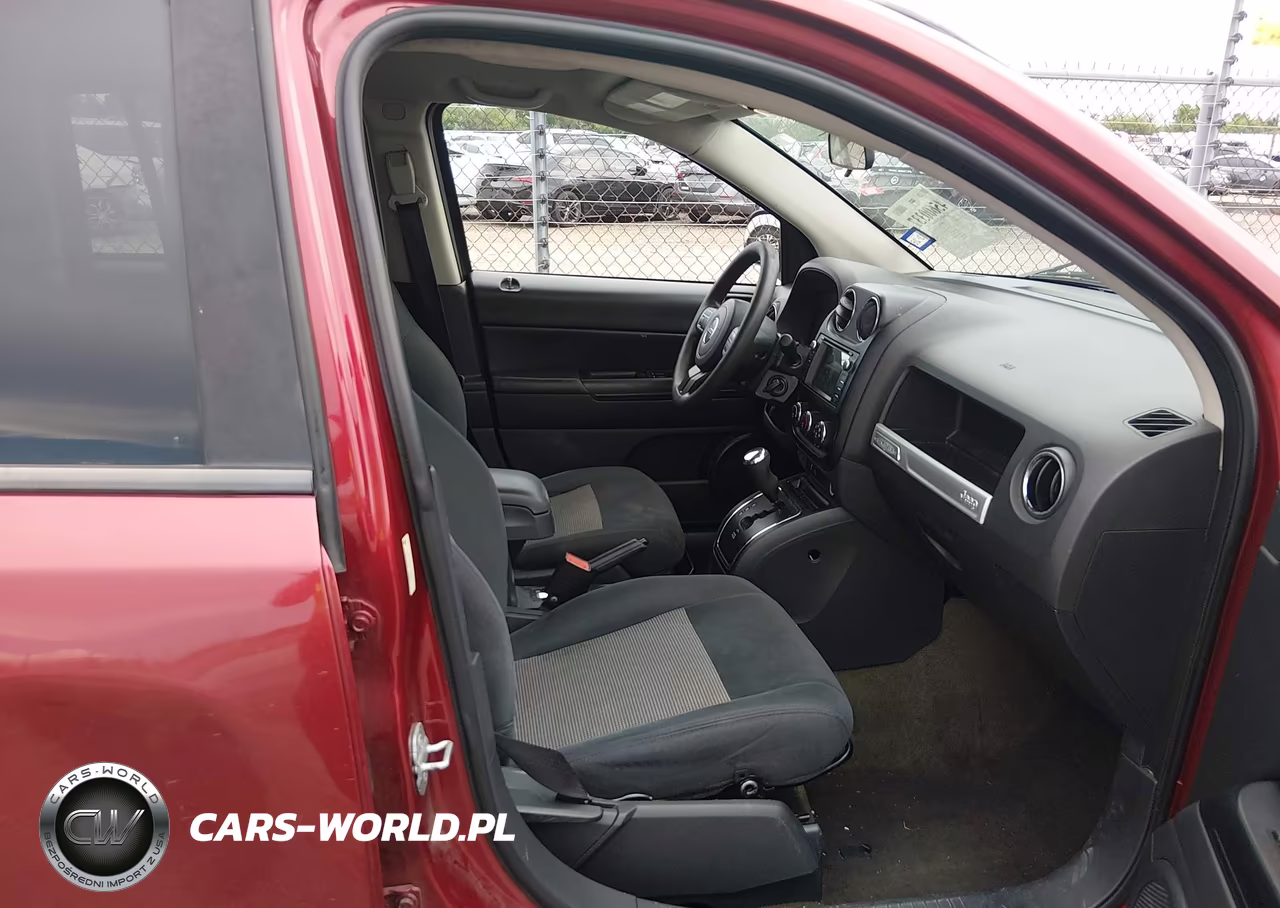 2014 Jeep Compass Sport VIN:1C4NJDBB2ED855341 - 5