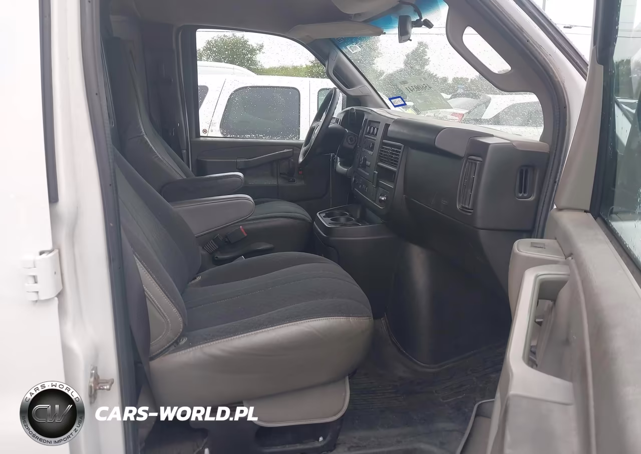 2020 Chevrolet Express Cargo Rwd 2500 Regular Wheelbase Wt VIN:1GCWGAFG9L1204116 - 5