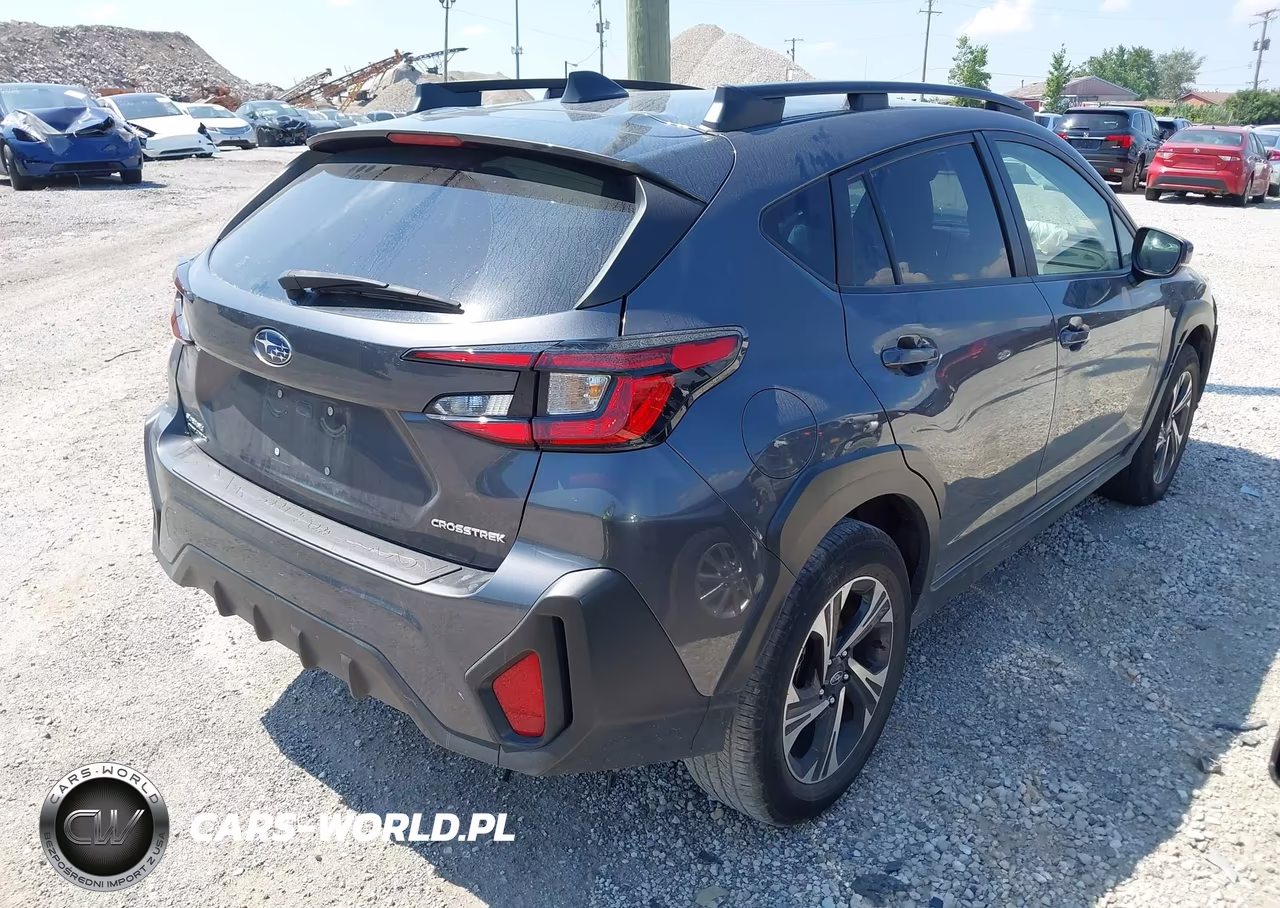 2024 Subaru Crosstrek Premium VIN:JF2GUADC0R8210031 - 4