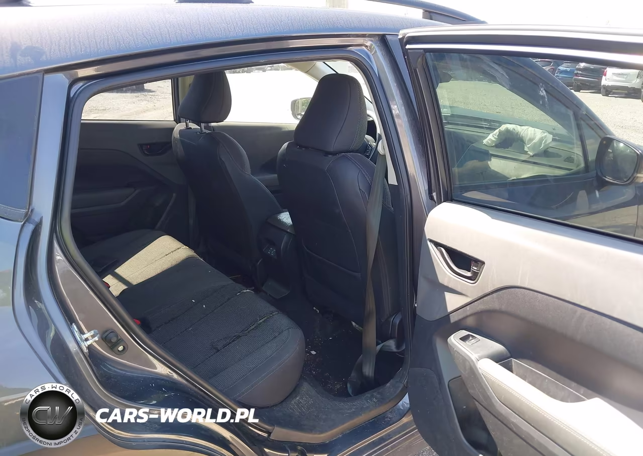 2024 Subaru Crosstrek Premium VIN:JF2GUADC0R8210031 - 8