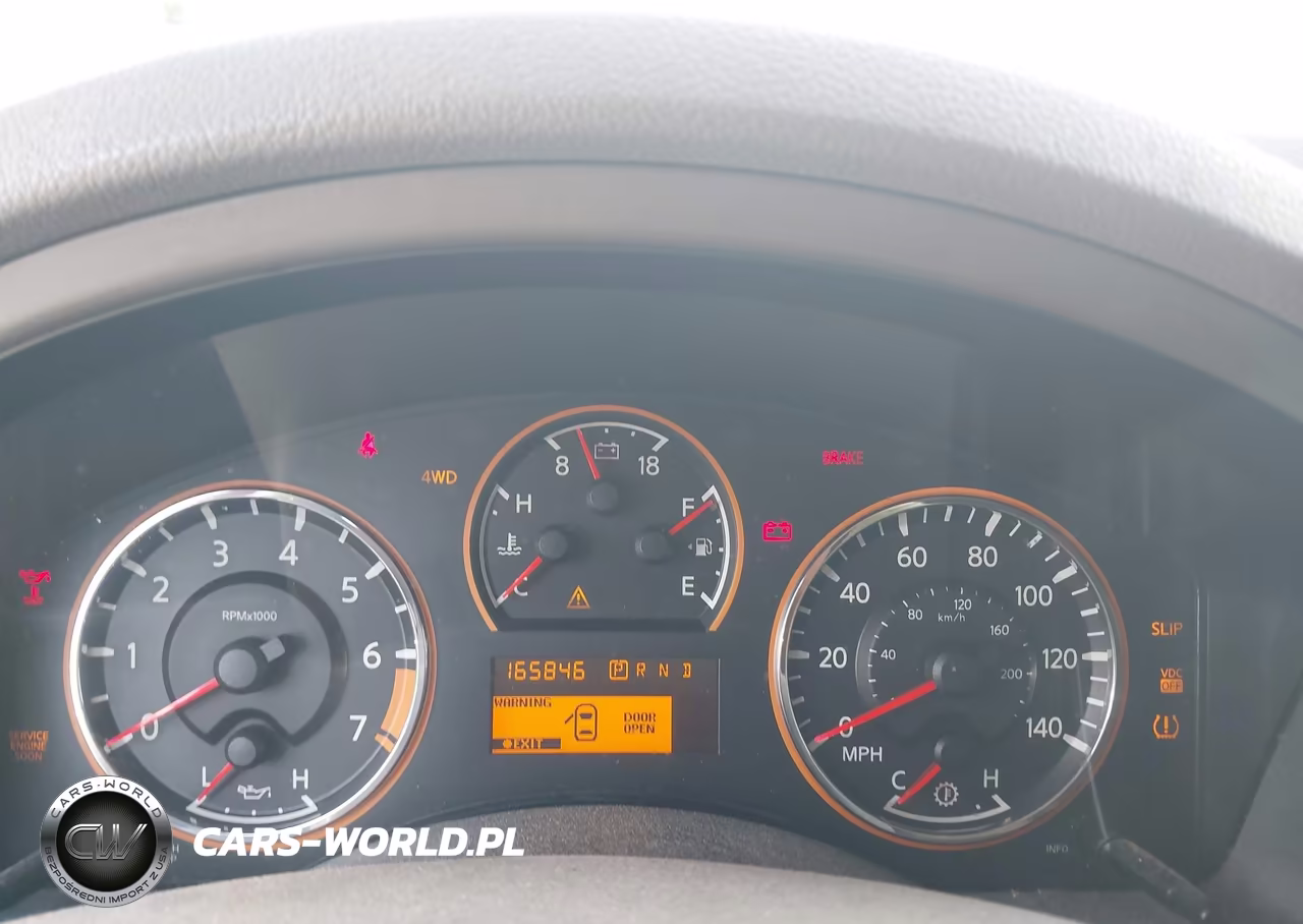 2010 Nissan Armada Titanium VIN:5N1AA0NC2AN619655 - 7