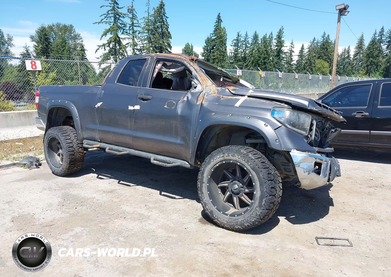 2015 Toyota Tundra Sr5 5.7L V8 – zdjęcie 1 z 13
