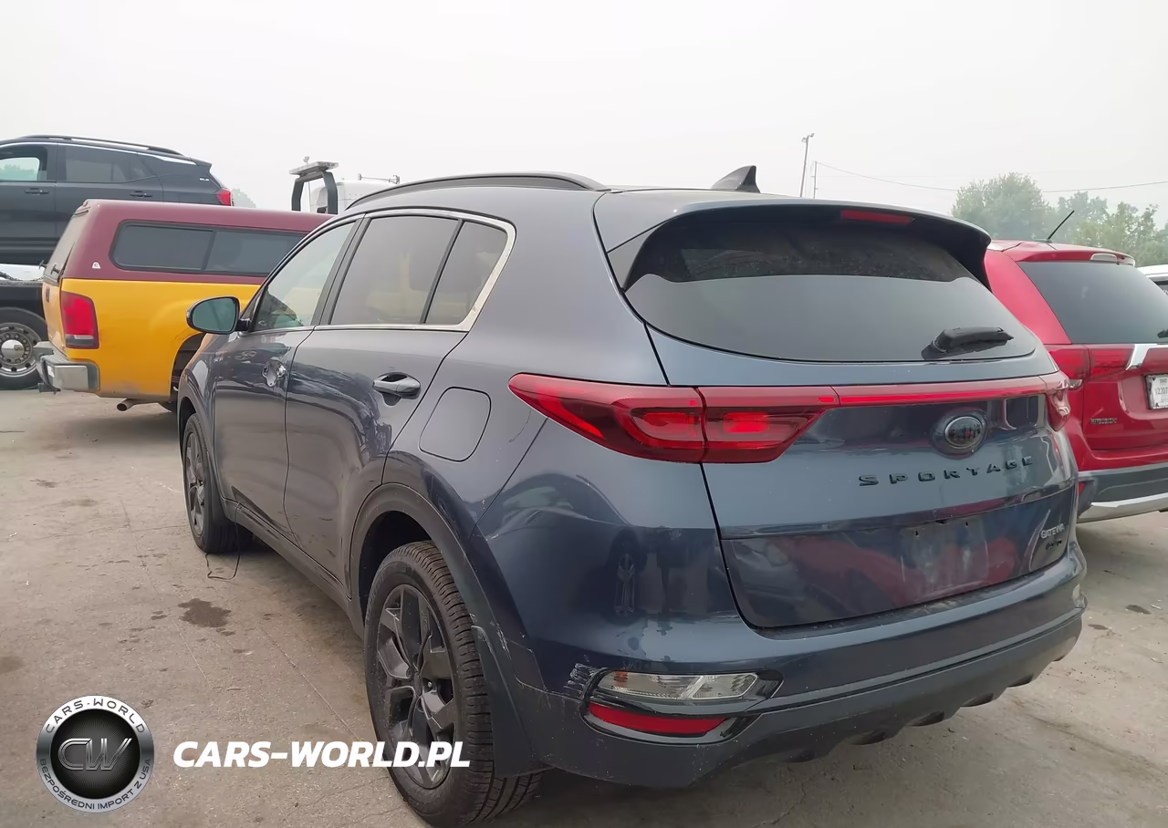 2021 Kia Sportage S VIN:KNDP6CACXM7852683 - 3