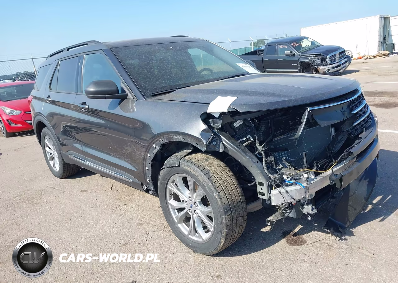 2020 Ford Explorer Xlt
