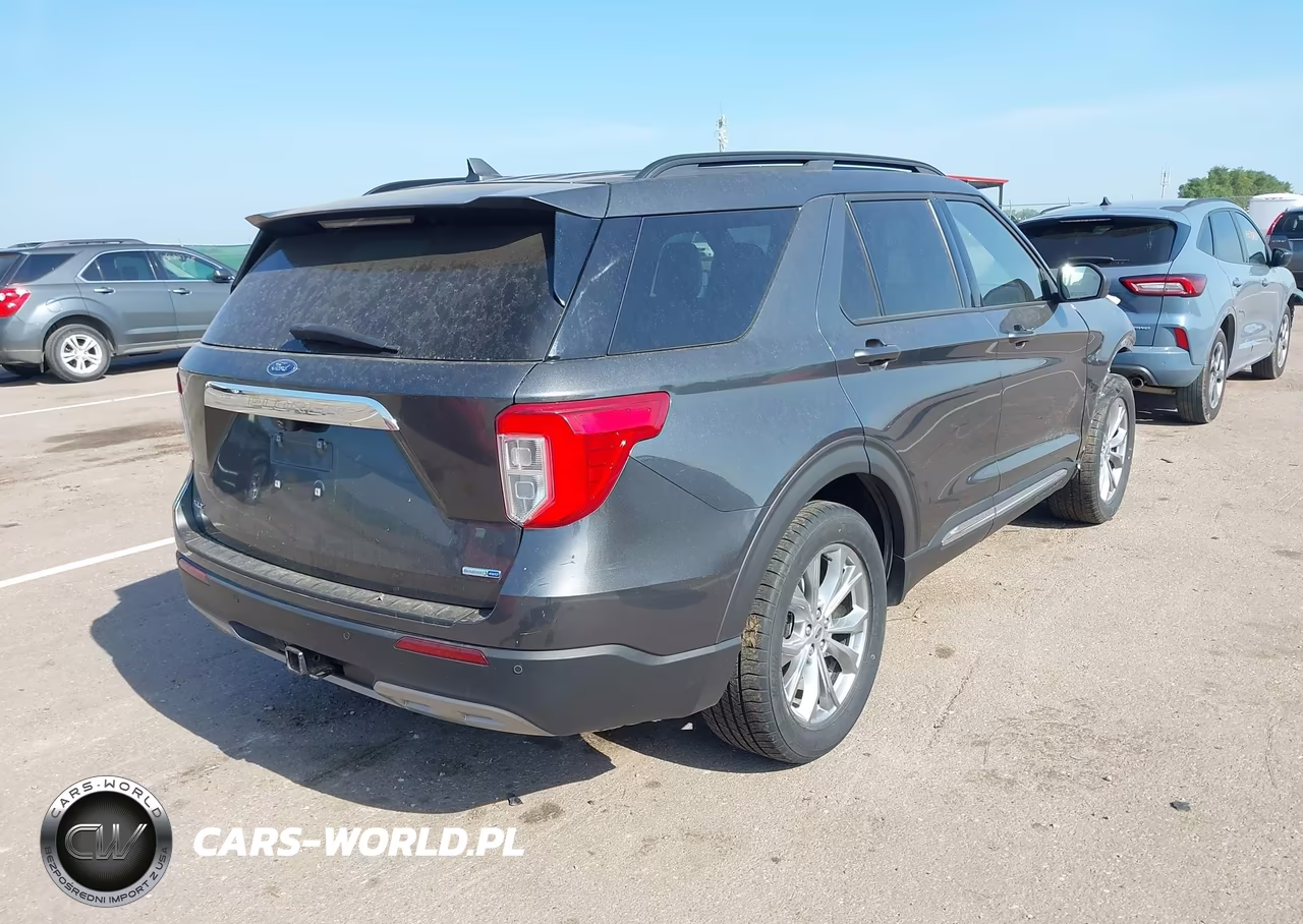 2020 Ford Explorer Xlt VIN:1FMSK8DH8LGB27247 - 4