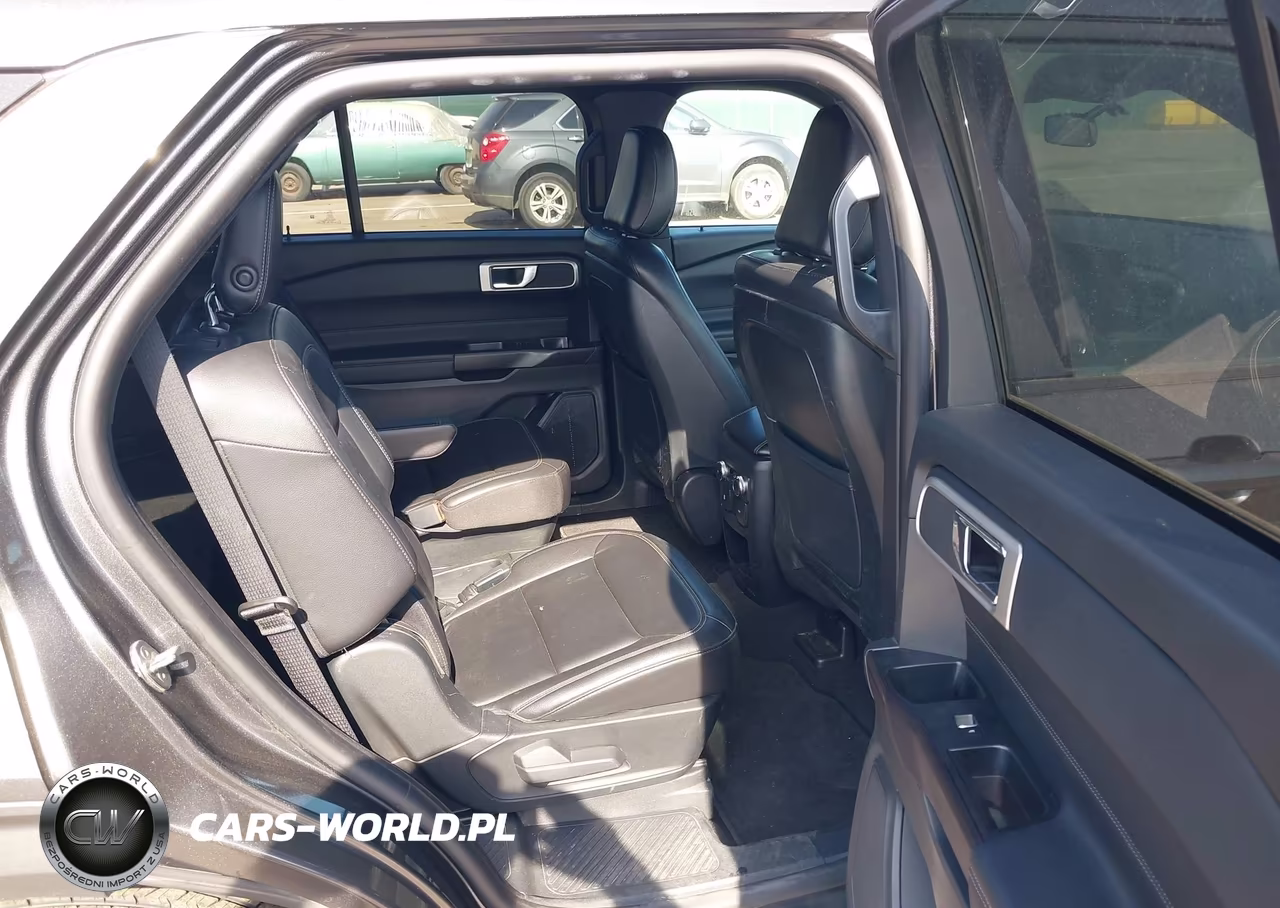 2020 Ford Explorer Xlt VIN:1FMSK8DH8LGB27247 - 8