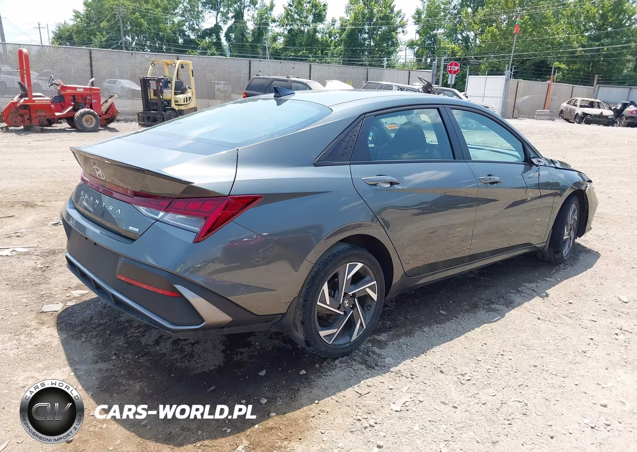 2025 Hyundai Elantra Hybrid Sel Sport VIN:KMHLM4DJ6SU160001 - 4