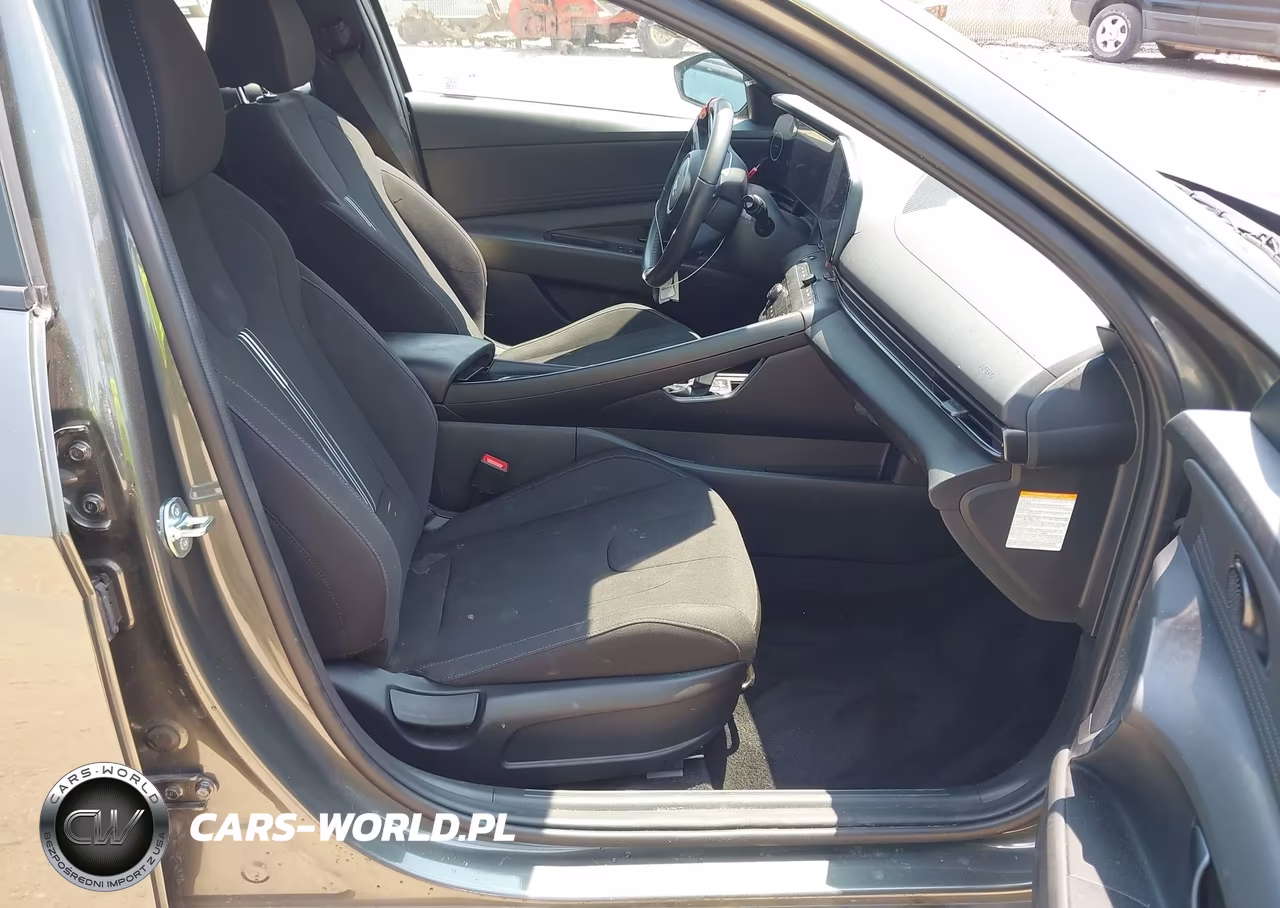 2025 Hyundai Elantra Hybrid Sel Sport VIN:KMHLM4DJ6SU160001 - 5