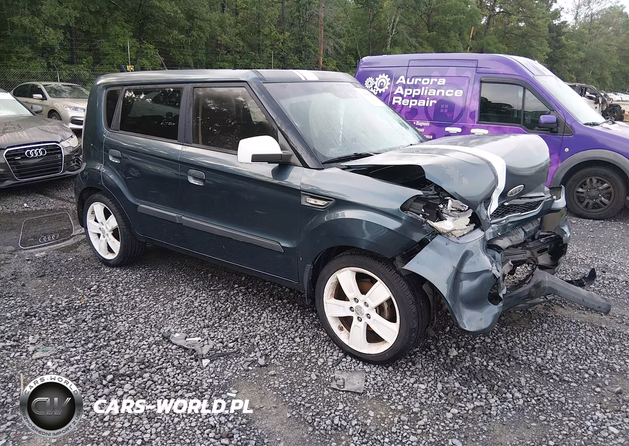 2010 Kia Soul +