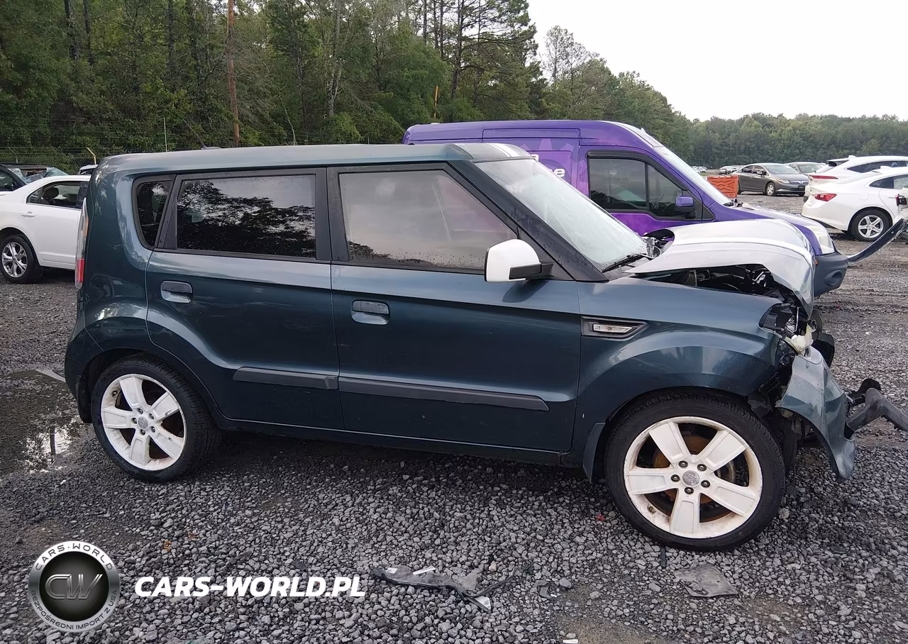 2010 Kia Soul + VIN:KNDJT2A29A7069298 - 13