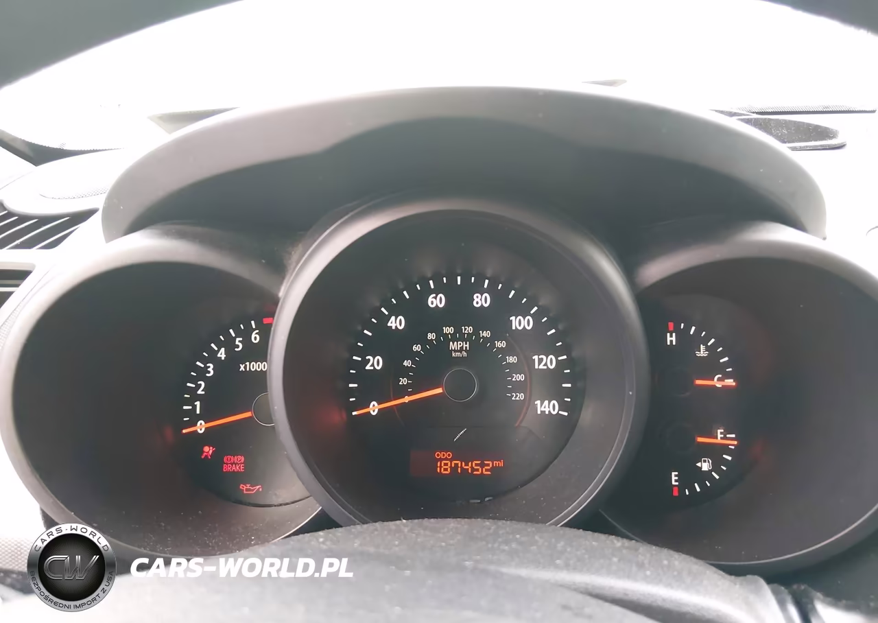 2010 Kia Soul + VIN:KNDJT2A29A7069298 - 7