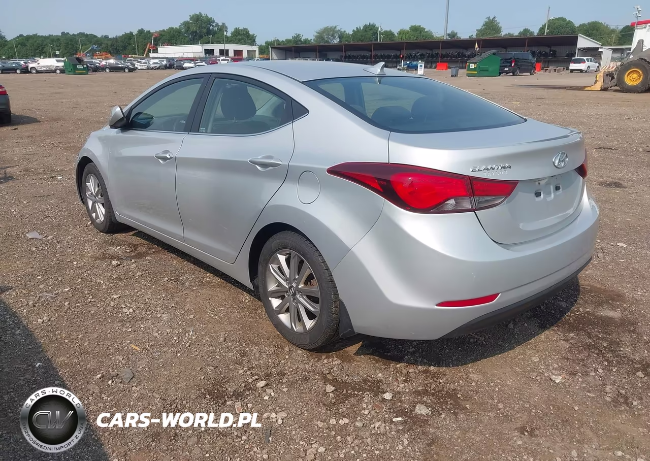 2015 Hyundai Elantra Se VIN:5NPDH4AE5FH608622 - 3